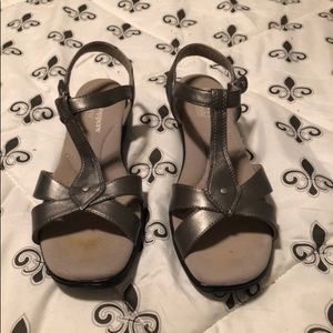 Grasshopper sandals